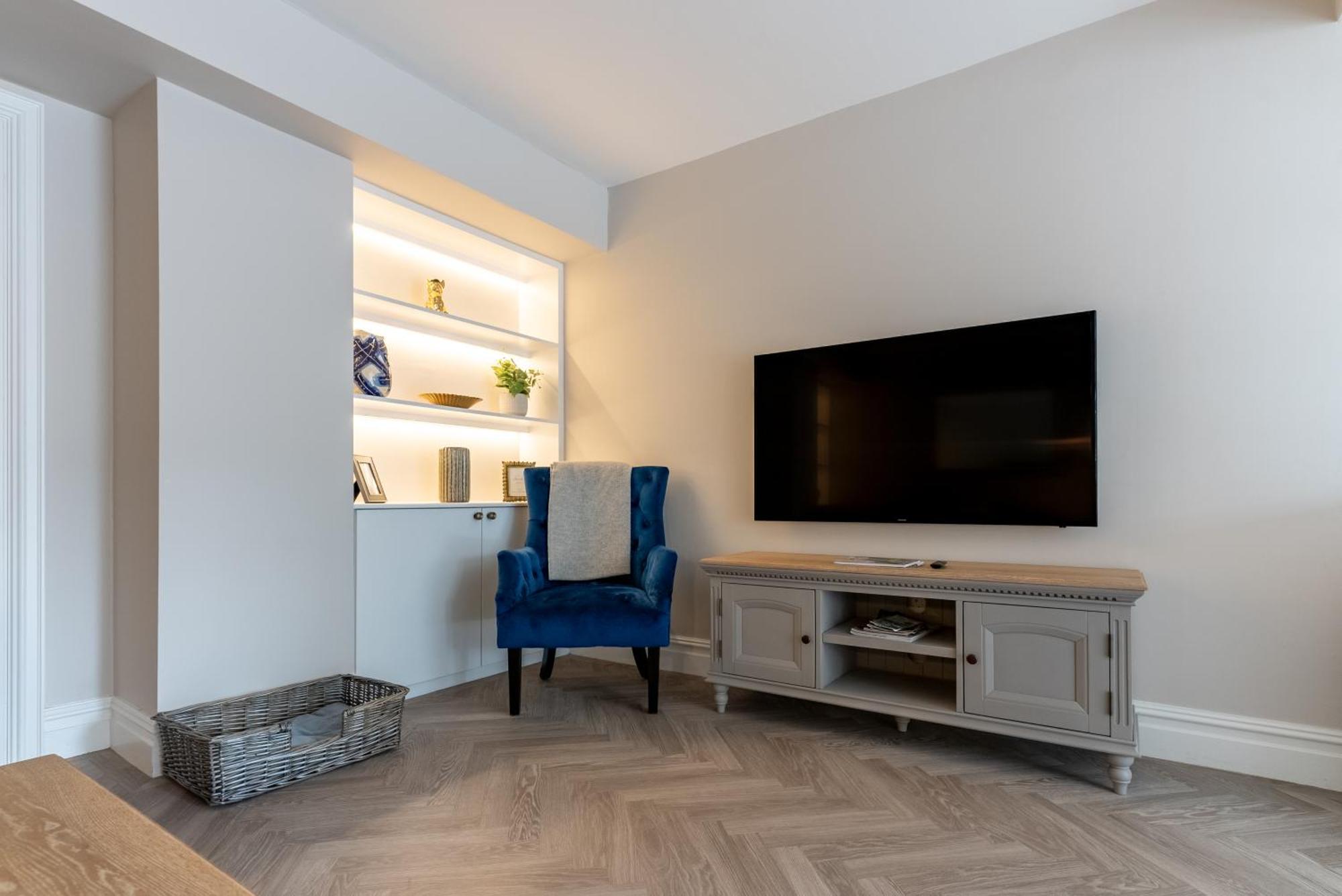 קרייסטצ'רץ' Brand New Riverside Apartment מראה חיצוני תמונה