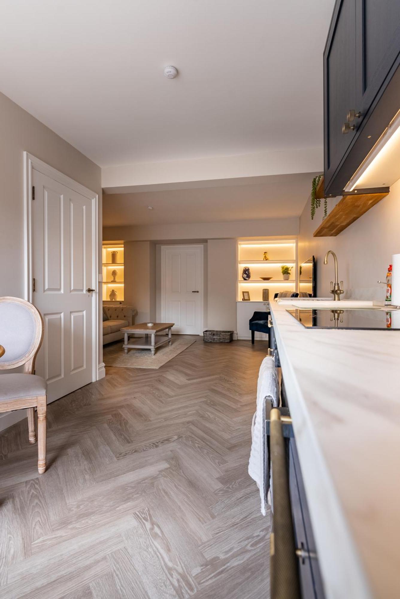 קרייסטצ'רץ' Brand New Riverside Apartment מראה חיצוני תמונה